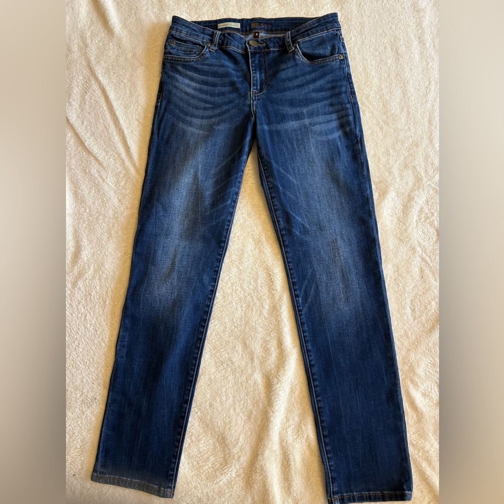 Kut from the Kloth Medium Blue Straight Jeans
